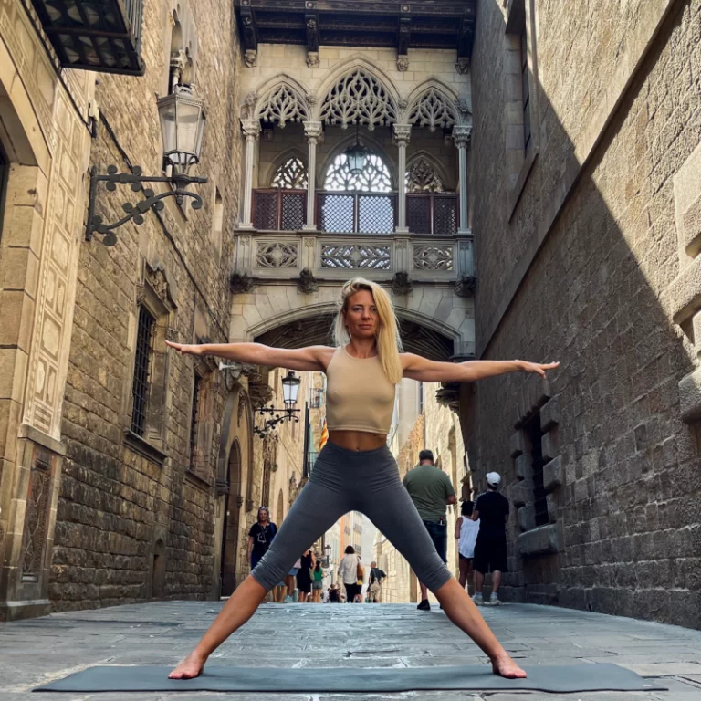 інструкторка йоги Надія Янкова