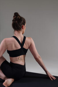 Oleksandra Moiseieva yoga class