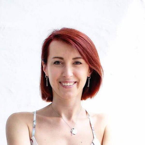 інструктор йоги Київ Катерина Омельченко Kate Om