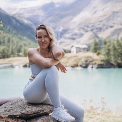 julia yaroshenko yoga online Юлія Ярошенко йога онлайн